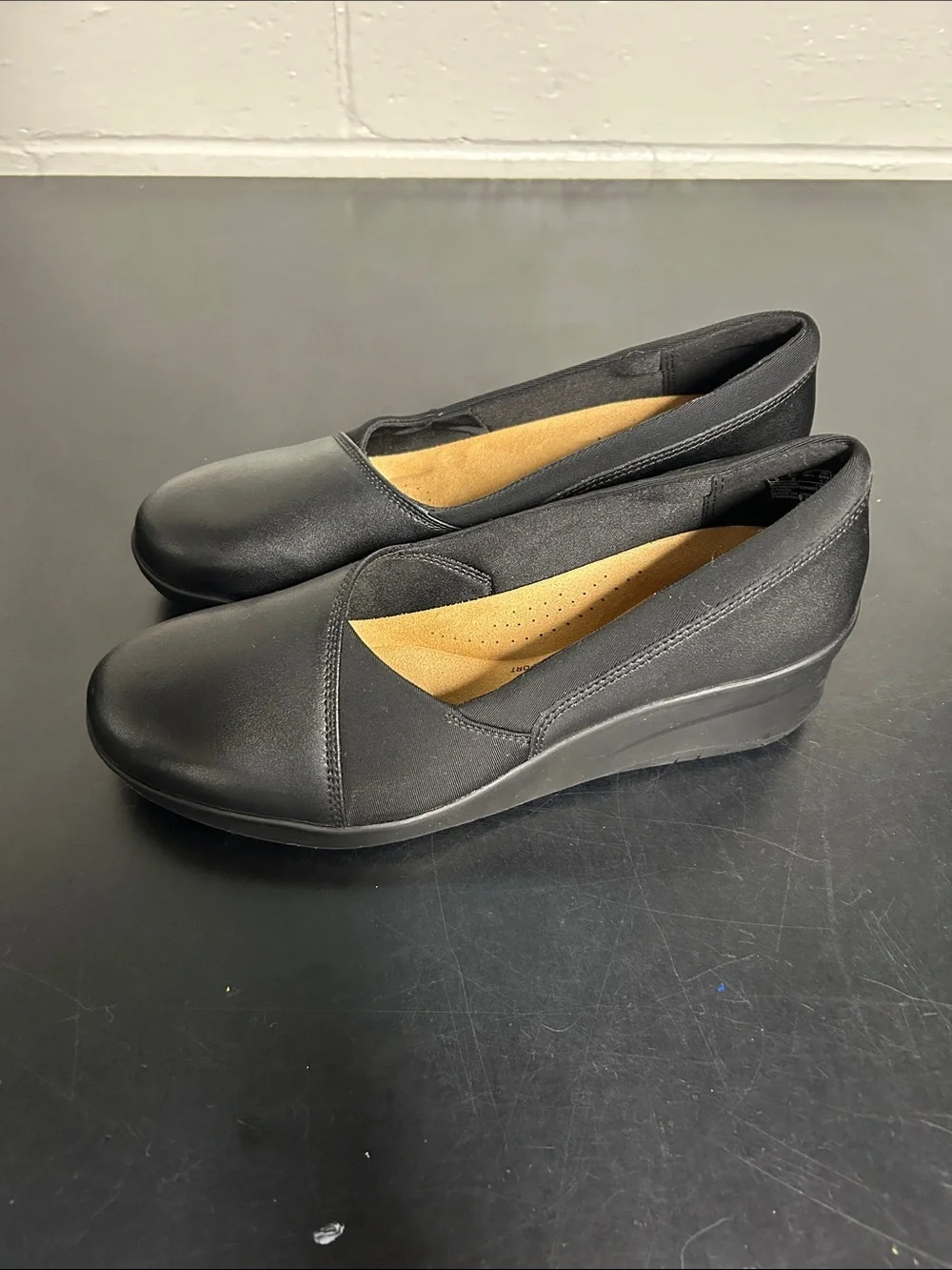 Clarks Black Women's Leather Slip-On Flats